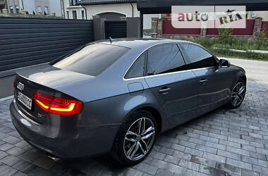 Седан Audi A4 2012 в Тернополі