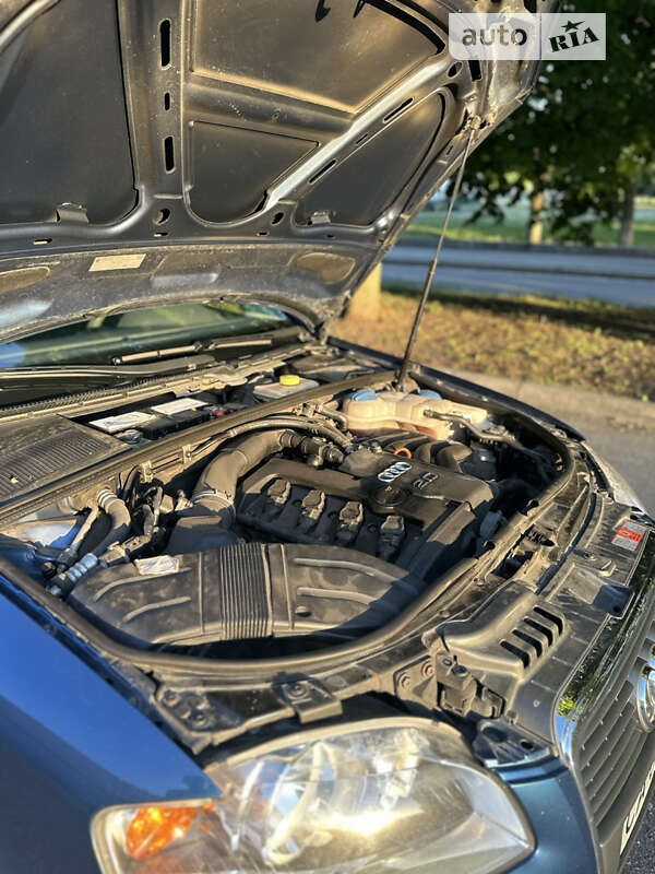 Седан Audi A4 2005 в Харькове