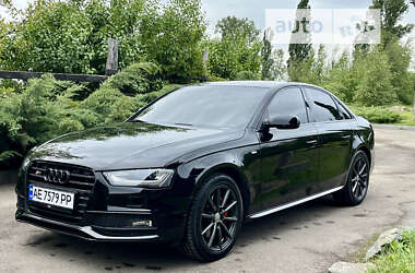 Audi A4 2014