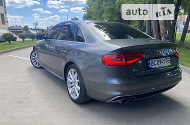 Седан Audi A4 2014 в Стрые