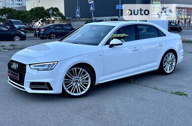 Седан Audi A4 2016 в Киеве