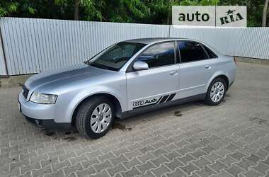 Седан Audi A4 2001 в Снятине