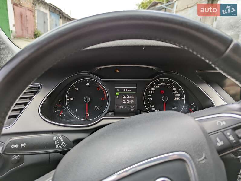 Универсал Audi A4 2012 в 