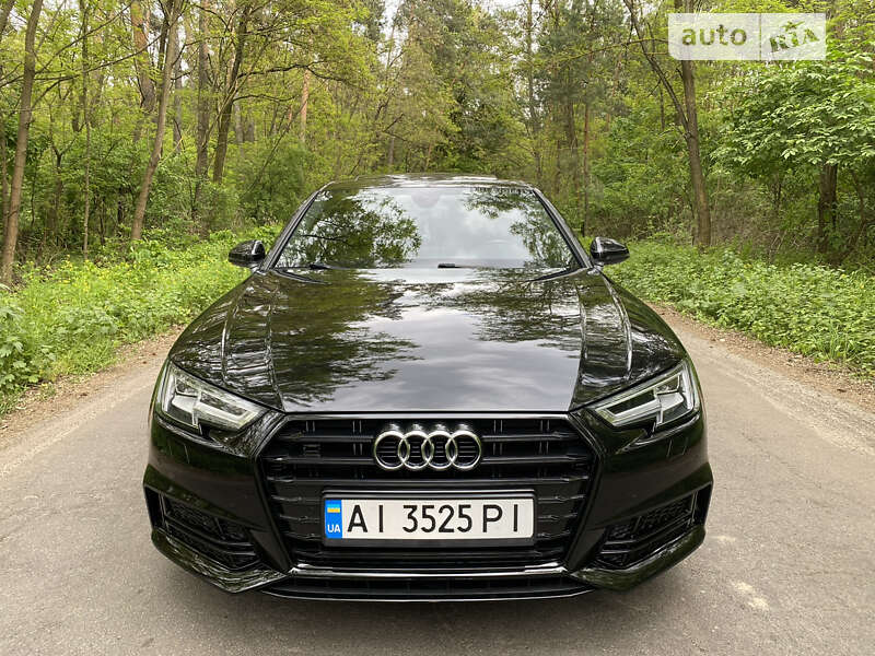 Седан Audi A4 2018 в Киеве