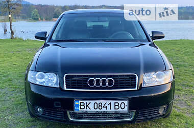 Седан Audi A4 2003 в Кременці