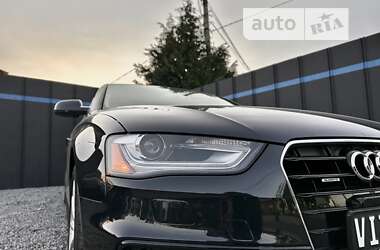 Седан Audi A4 2015 в Луцке