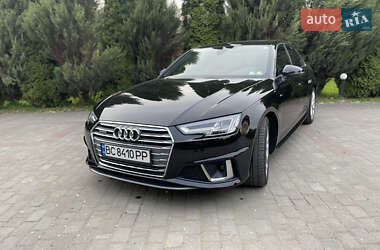 Седан Audi A4 2018 в 