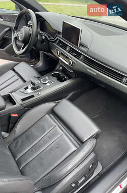 Седан Audi A4 2018 в 