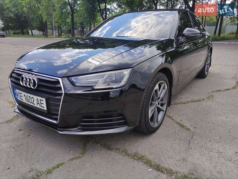 Audi A4 2019