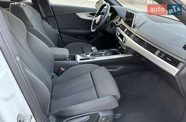 Седан Audi A4 2016 в 