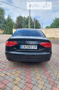 Седан Audi A4 2010 в Врадиевке