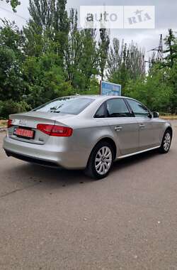 Седан Audi A4 2014 в Миколаєві