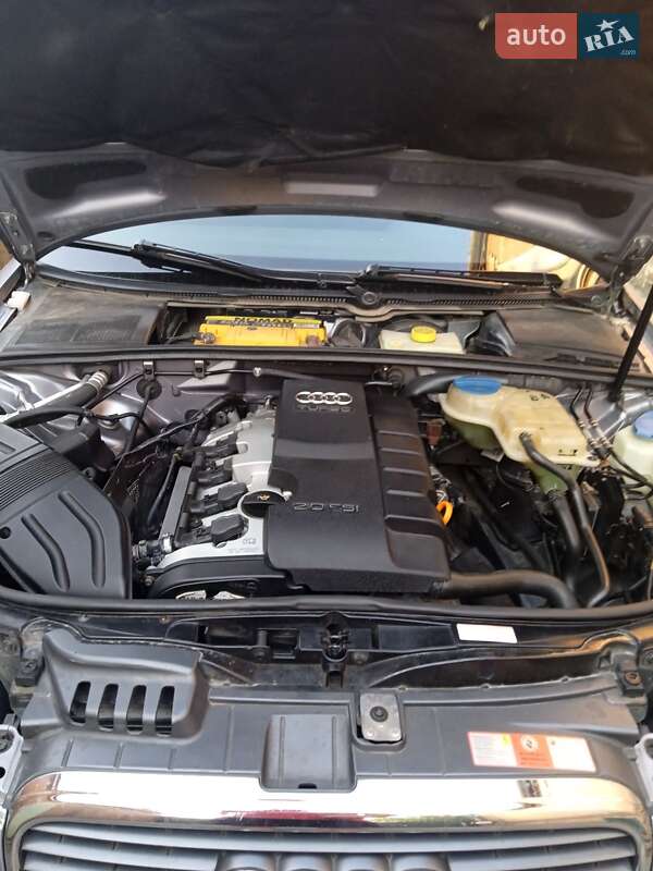 Седан Audi A4 2004 в Харькове