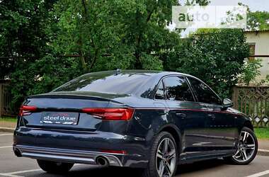 Седан Audi A4 2016 в Миколаєві