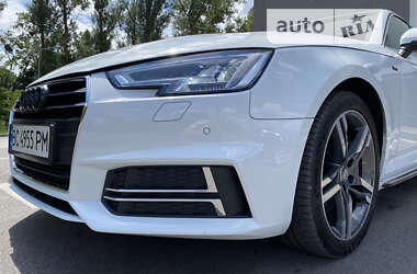 Седан Audi A4 2016 в Киеве