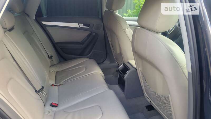 Универсал Audi A4 2011 в Тысменице