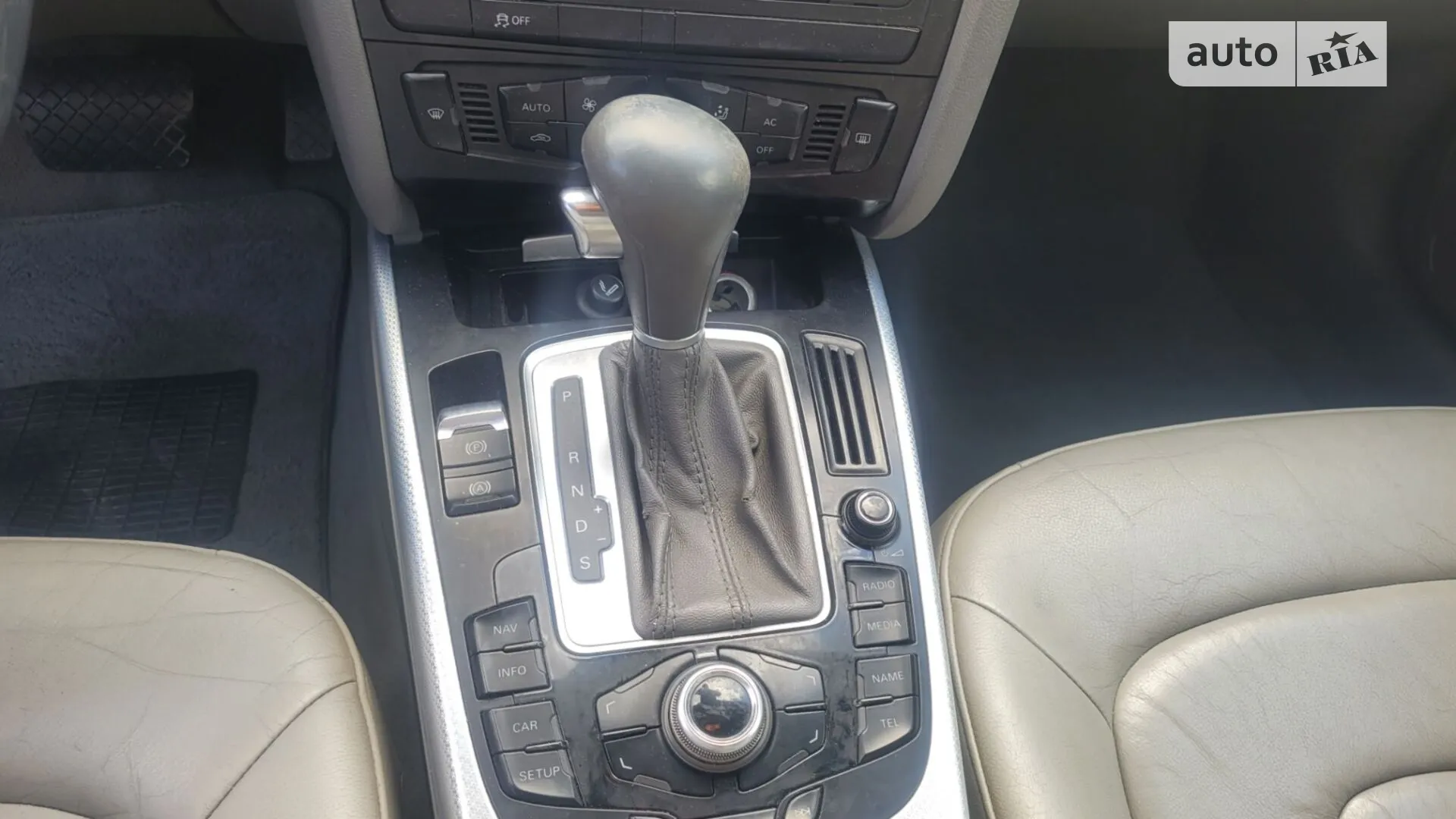 2011 Audi A4 - мініатюра 3