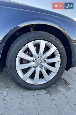 Седан Audi A4 2013 в 