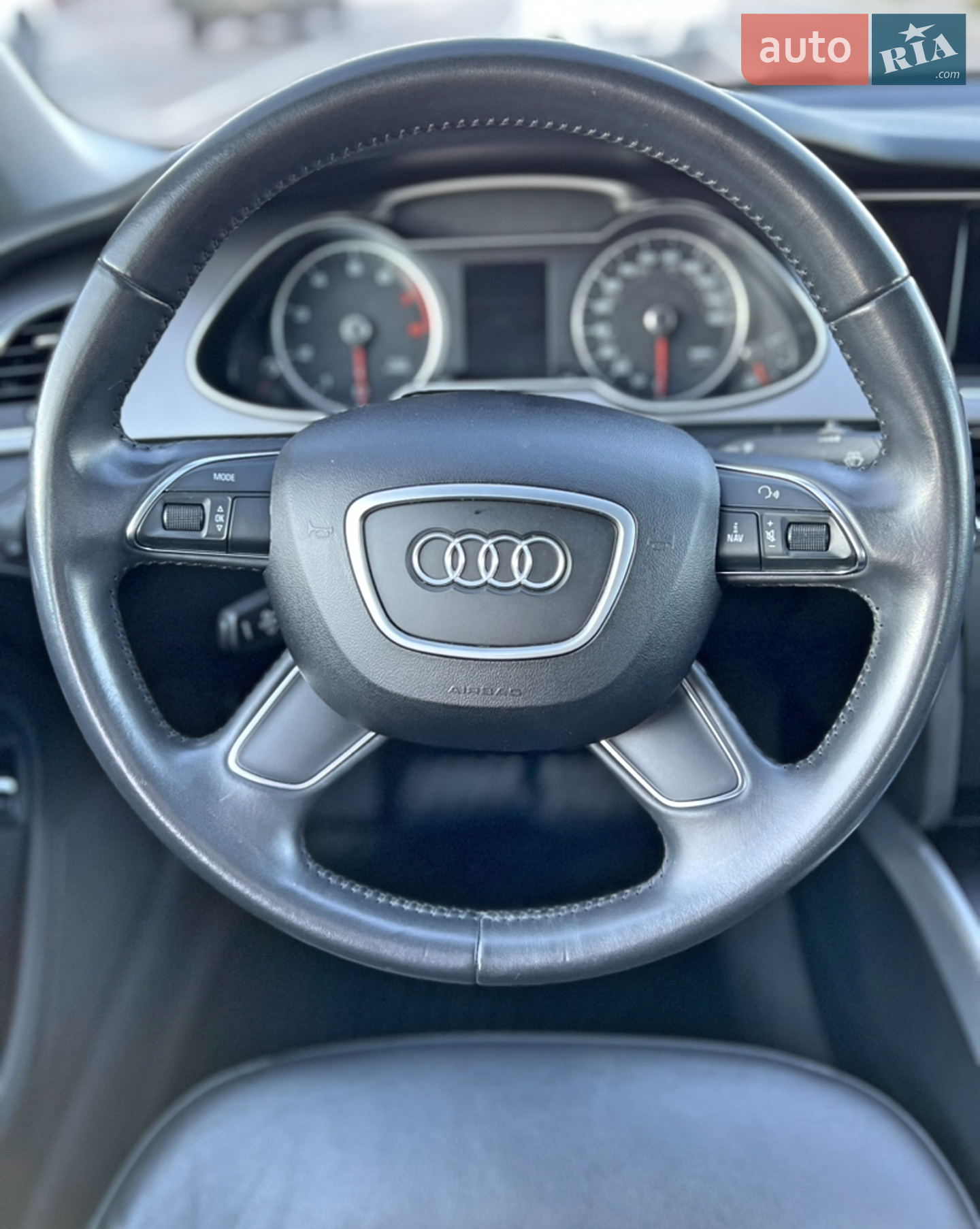 2013 Audi A4 - мініатюра 25