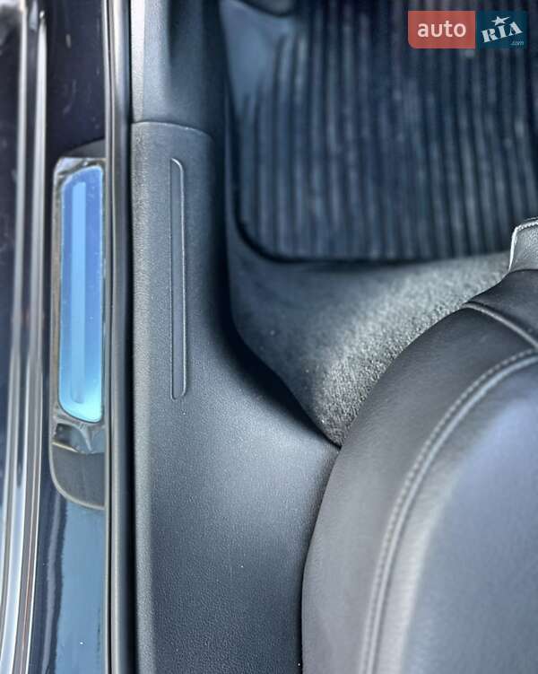 Седан Audi A4 2013 в Киеве фото 32 Седан Audi A4 2013 в Киеве