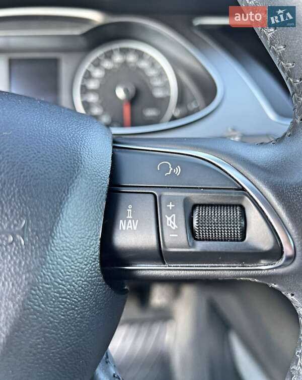 Седан Audi A4 2013 в Киеве фото 45 Седан Audi A4 2013 в Киеве
