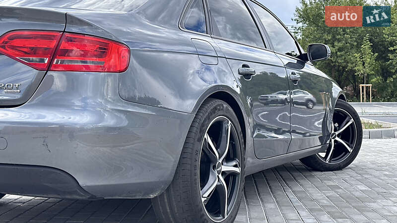 Audi A4 2011