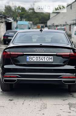 Седан Audi A4 2019 в Львові