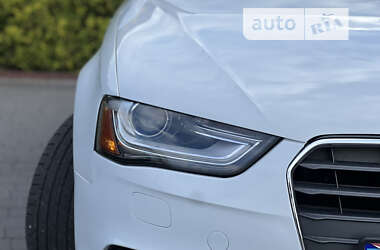 Седан Audi A4 2013 в Стрию