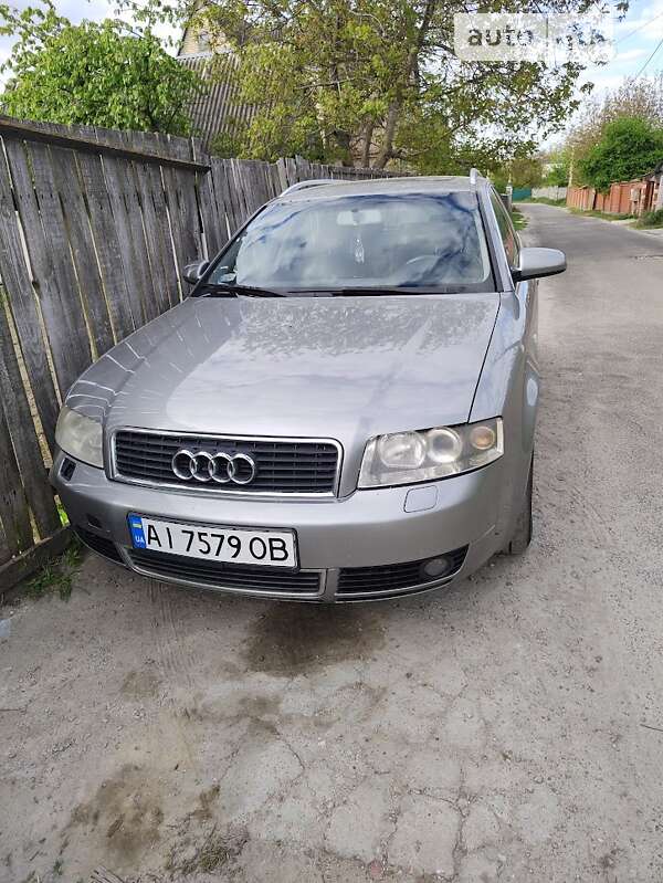 Універсал Audi A4 2002 в Вишневому фото 11 Універсал Audi A4 2002 в Вишневому