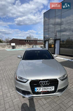 Седан Audi A4 2013 в Запорожье