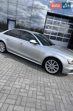 Седан Audi A4 2013 в Запорожье