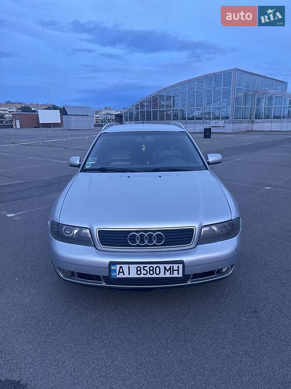 Универсал Audi A4 1999 в Киеве