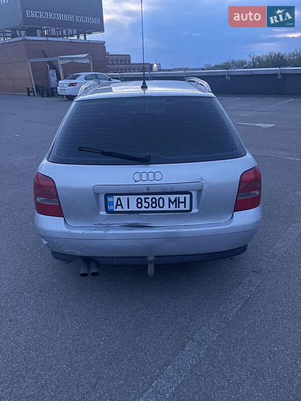 Универсал Audi A4 1999 в Киеве