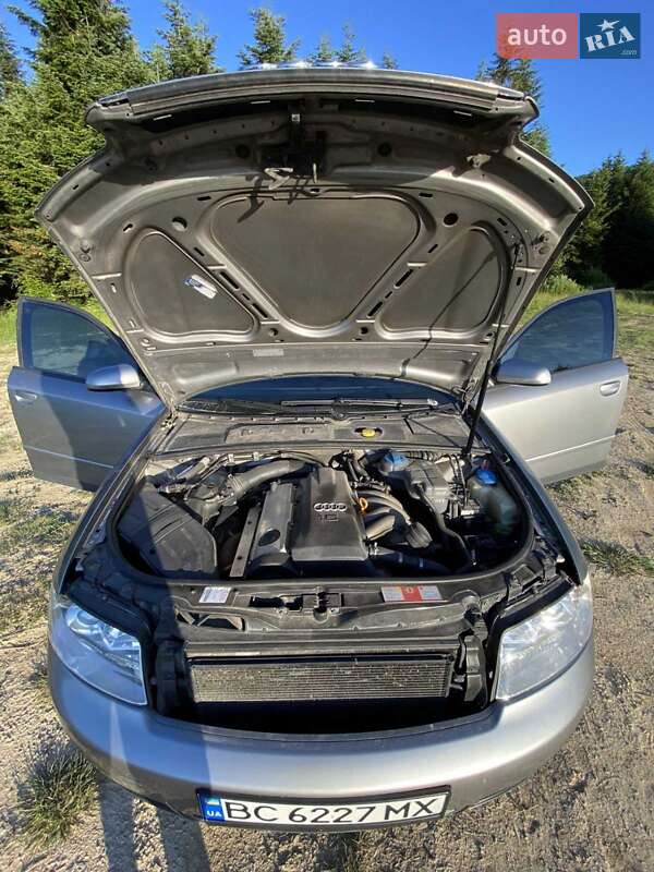 Седан Audi A4 2002 в Стрию