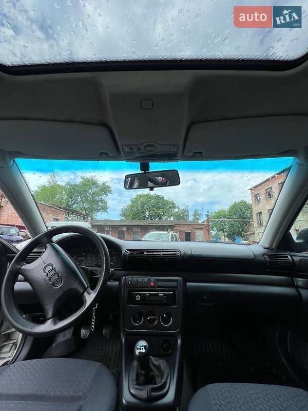 Седан Audi A4 1995 в Чернигове фото 6 Седан Audi A4 1995 в Чернигове