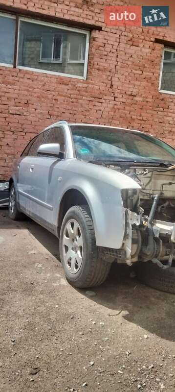 Універсал Audi A4 2002 в Рівному
