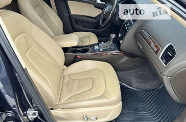 Седан Audi A4 2012 в Измаиле