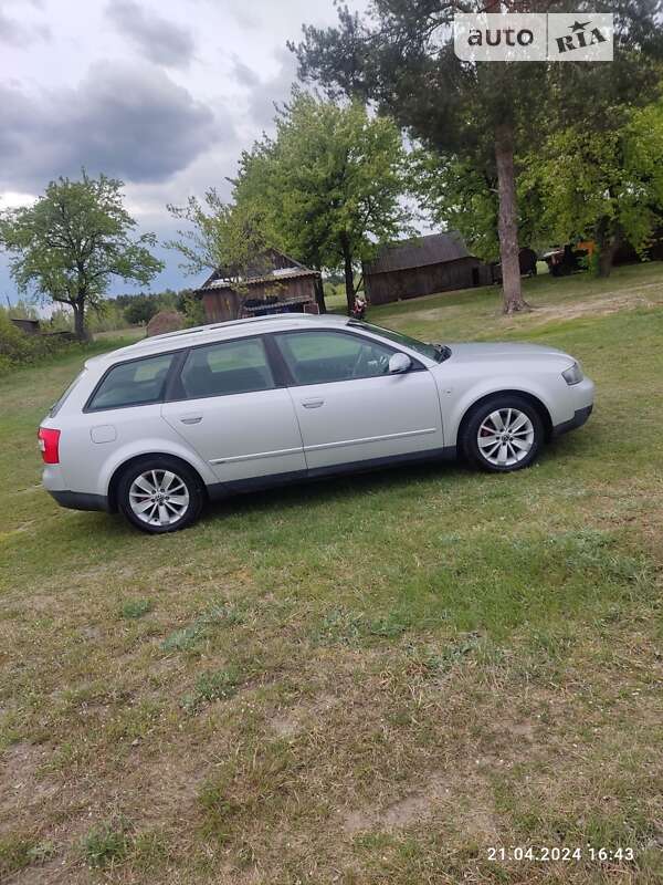 Универсал Audi A4 2002 в Маневичах