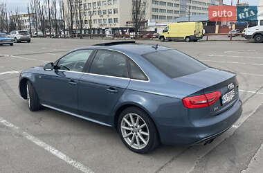 Седан Audi A4 2015 в Киеве