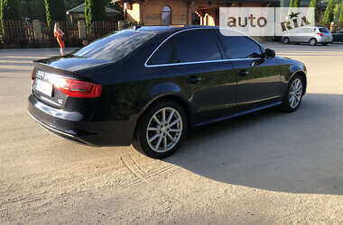 Седан Audi A4 2014 в Дніпрі