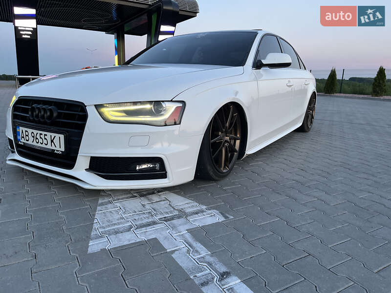 Седан Audi A4 2014 в Вінниці