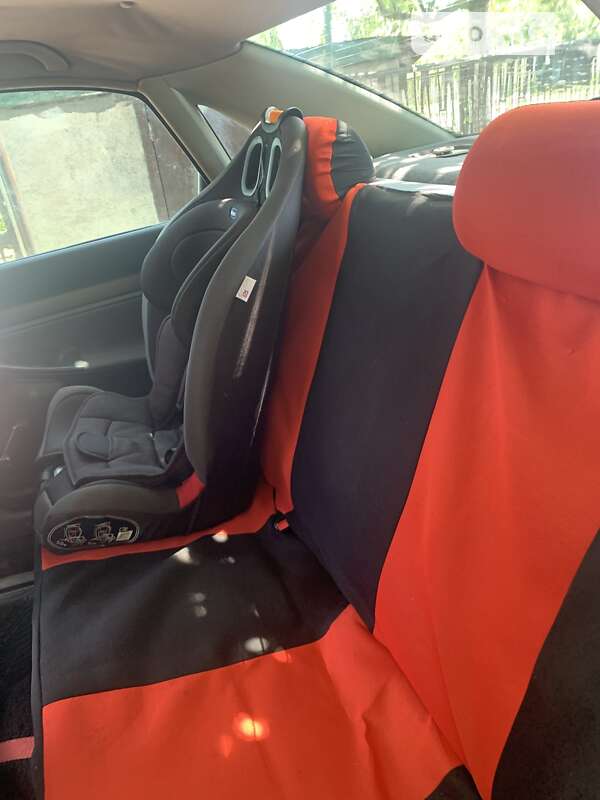 Седан Audi A4 1996 в Шепетовке