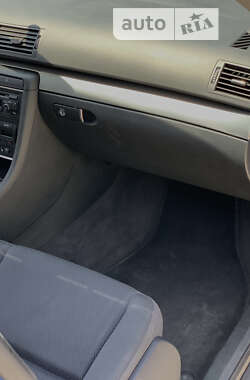 Седан Audi A4 2002 в 
