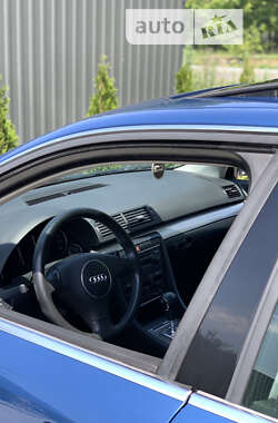 Седан Audi A4 2002 в 