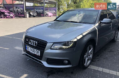 Седан Audi A4 2011 в Самборі