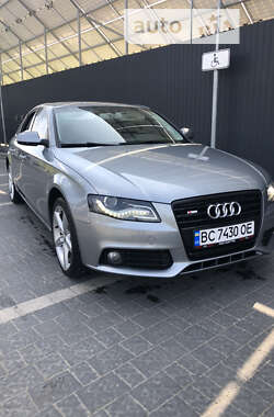 Седан Audi A4 2011 в Самборі