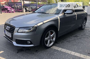 Седан Audi A4 2011 в Самборі