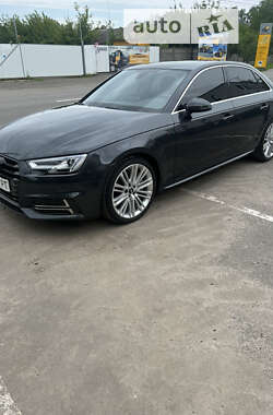 Седан Audi A4 2017 в Киеве