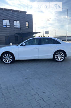 Седан Audi A4 2013 в Києві