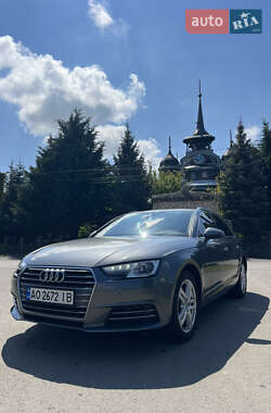 Универсал Audi A4 2016 в 